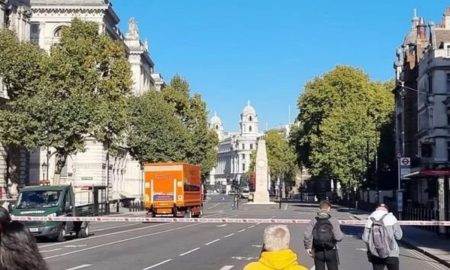 Pachet suspect și o „explozie controlată” la Londra, aproape de celebra reședință Downing Street Nr 10