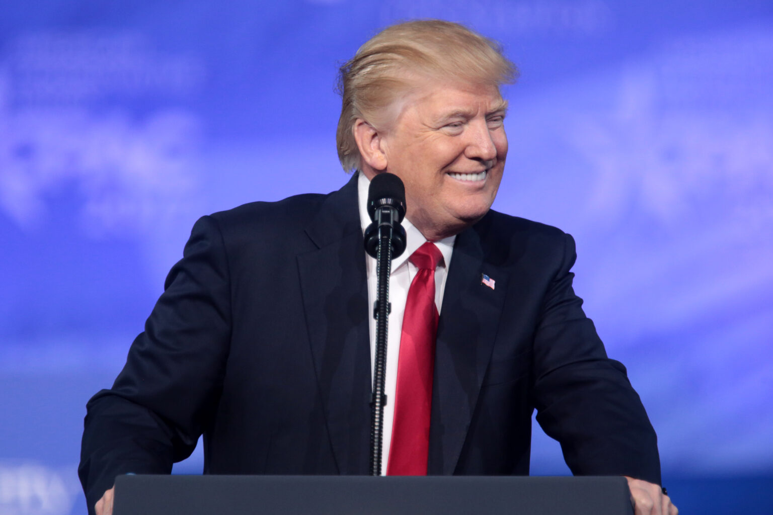Un celebru jurnalist american spune despre fostul președinte Donald Trump că este „un pericol de neegalat”