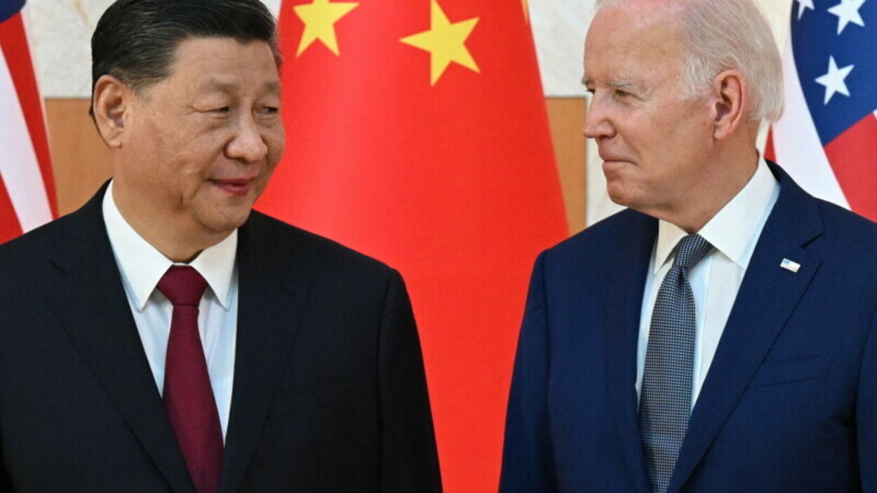 Întâlnire istorică. Biden și Xi Jinping și-au dat mâna pe fondul tensiunilor extreme globale. La ce concluzie au ajuns cei doi