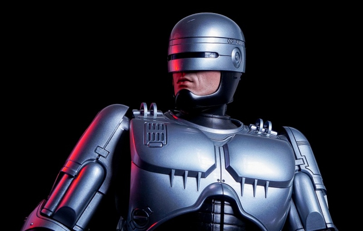 Rusia testează costume de luptă RoboCop pentru armata din Ucraina. FOTO 