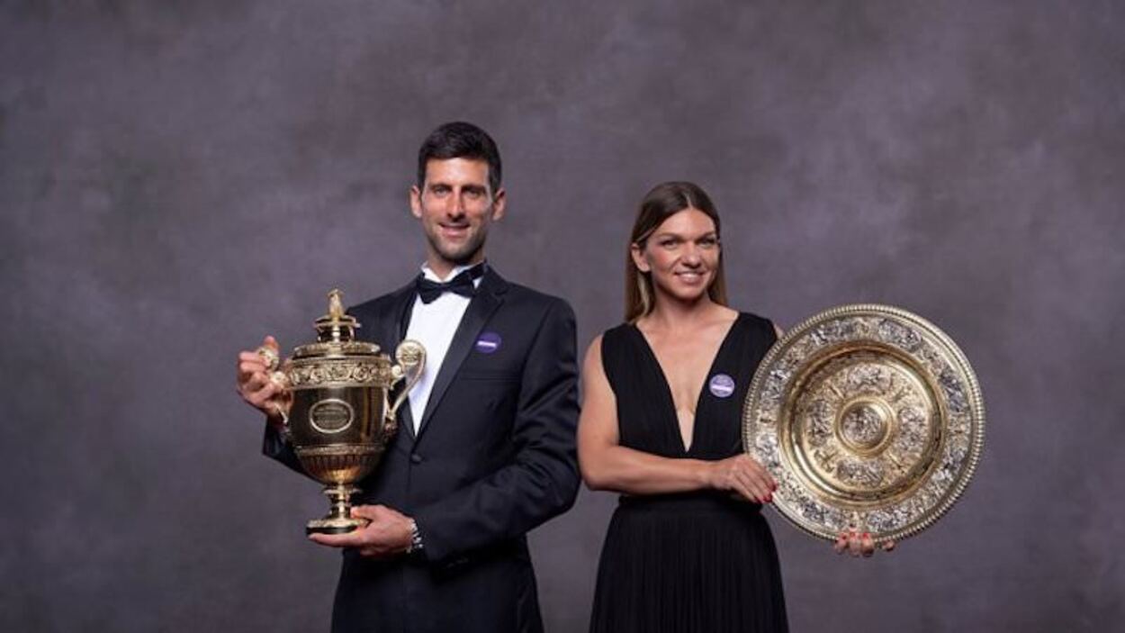 Halep și Djokovic, dopați ca să piardă meciurile? O filmare cu asul sârb suscită comentarii legate de băutura dată de staf