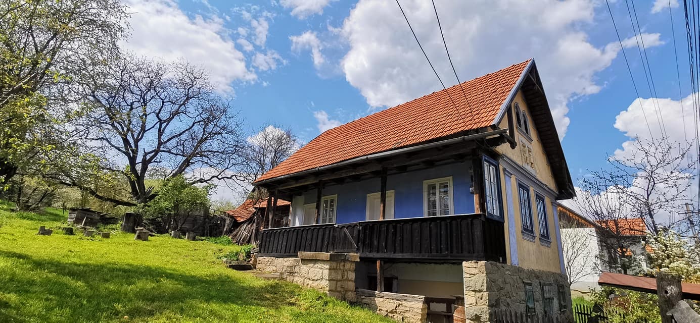 Fără autorizații pentru construcția bucătăriilor, toaletelor și garajelor. Când avem nevoie de acordul vecinilor
