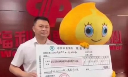 Un tată chinez ține SECRET câștigul la loto de 30 de MILIOANE de euro față de soția și copilul său „ca să nu devină leneși”