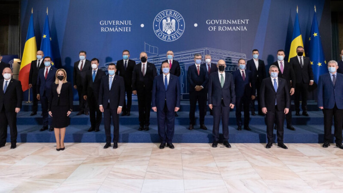EXCLUSIV. Guvernul Ciucă, un an de guvernare, cinci demisii şi multe acuze între PSD şi PNL