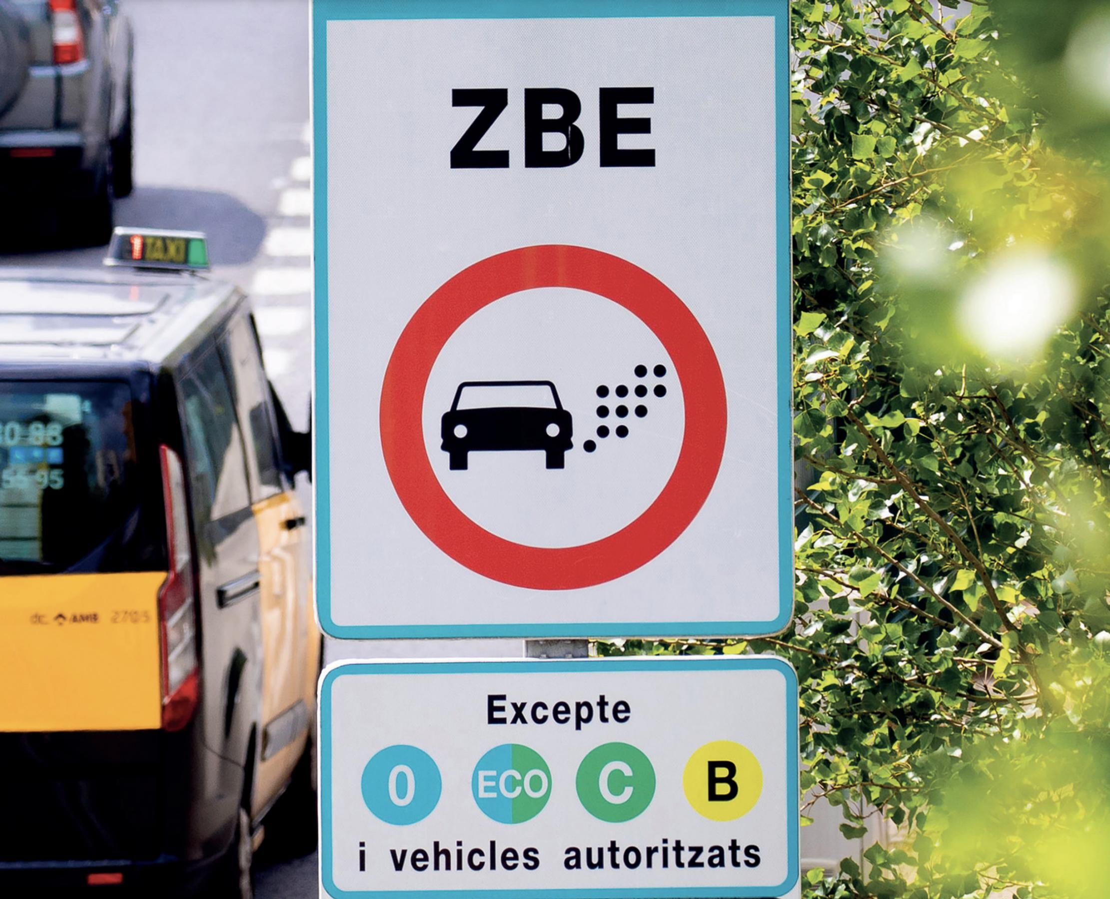 În atenția românilor care călătoresc. Au fost anunțate noile indicatoare rutiere spaniole pentru 2023. Cum arată ele