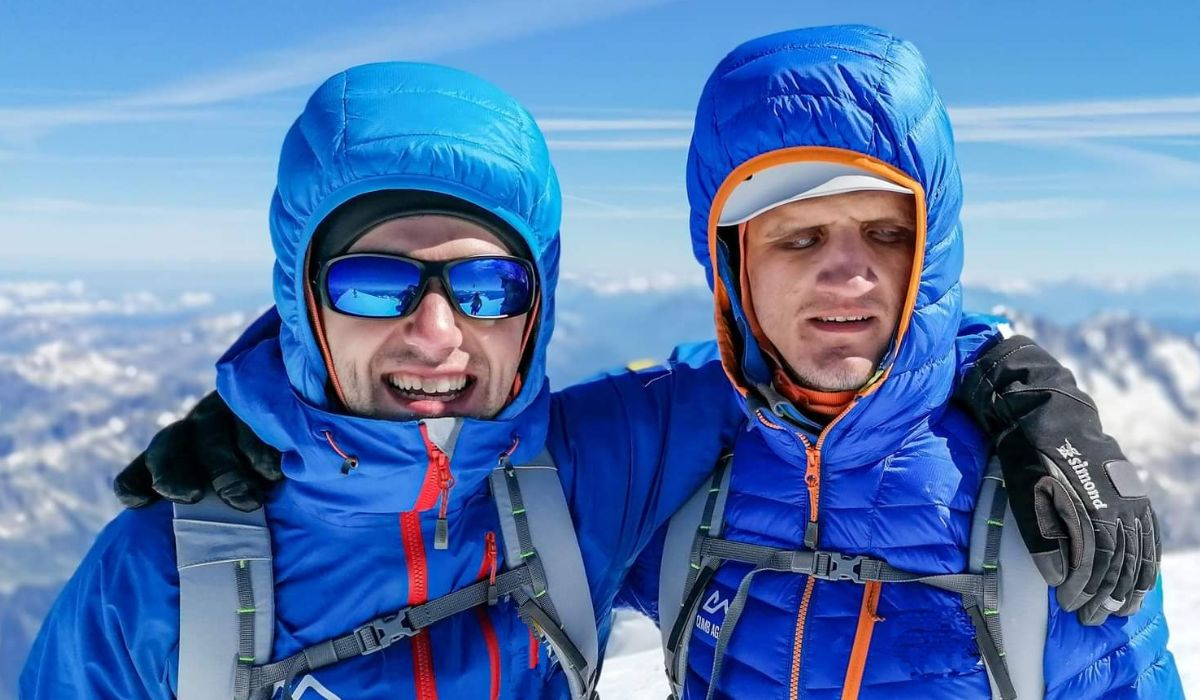 Premieră: cu o voință fantastică, Alex și Răzvan au ajuns pe vârful Aconcagua, dar nu l-au putut vedea. Realizarea lor e imensă