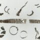 O mare comoară din epoca vikingă a fost descoperită cu un detector de metale la doar câțiva centimetri sub pământ