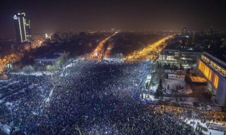 Nicuşor Dan interzice mitingurile din Piața Victoriei. Adunările publice nu mai răspund nevoilor societăţii actuale