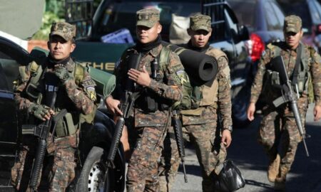 10.000 de soldați au fost trimiși în San Salvador pentru a lupta împotriva bandelor de stradă. Imaginile sunt terifiante