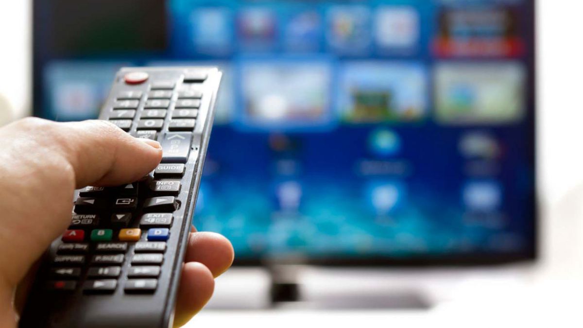 Exclusiv. Suspendarea licenței unor posturi TV, o problemă pentru mulți moldoveni. Maia Sandu le răspunde