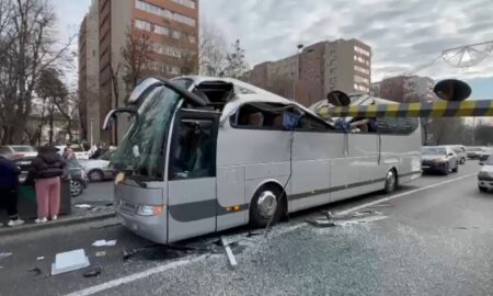 Posibile cauze ale accidentului cu autocarul din Grecia. Sunt încă mulți turiști în spitale