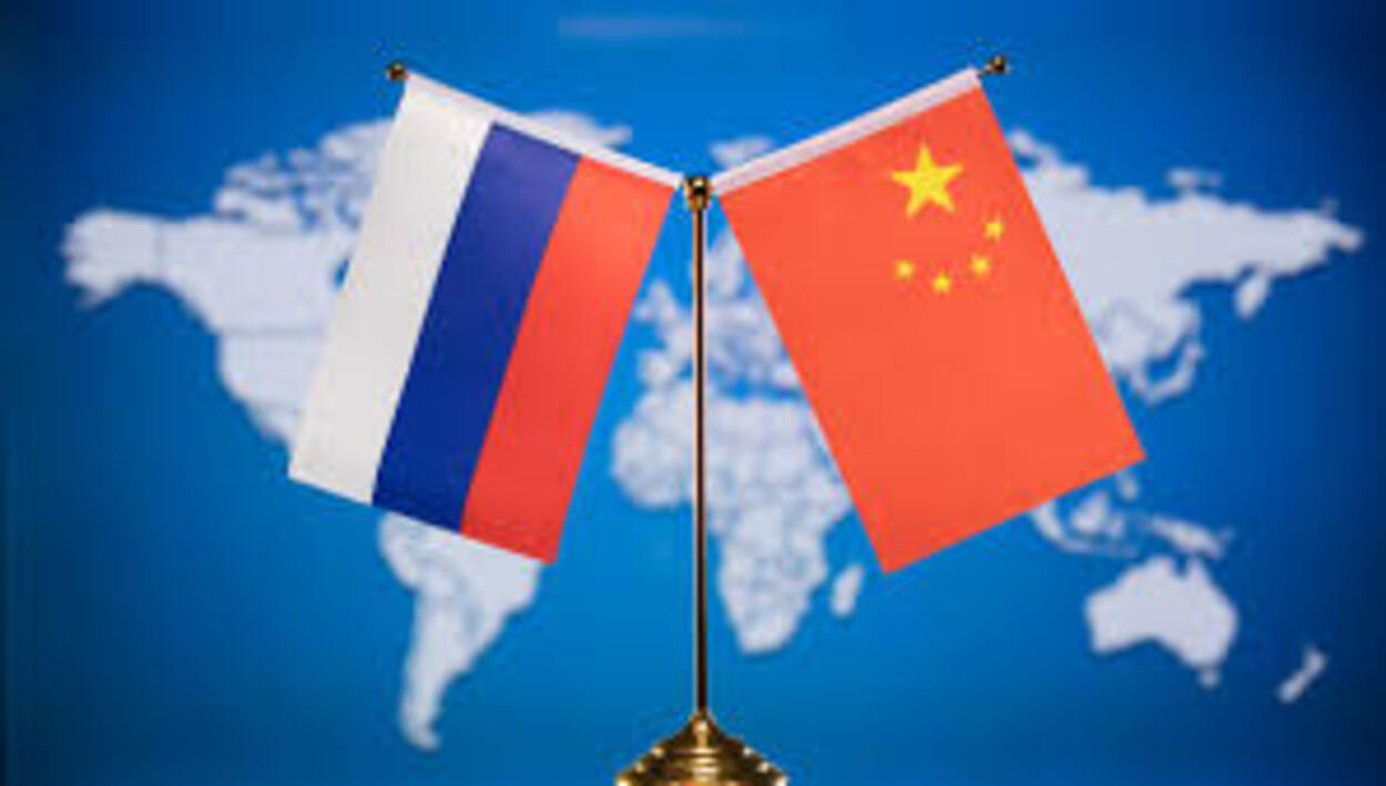 Rusia și China vor organiza exerciții navale comune în Marea Chinei de Est