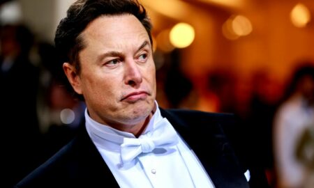 Elon Musk, CEO Twitter și Tesla