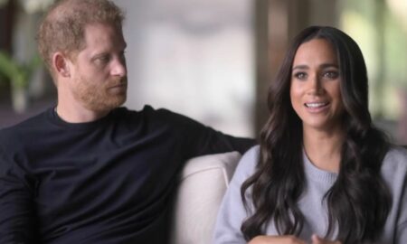 Șoc și groază la Buckingham după primele episoade din documentarul ”Harry & Meghan”