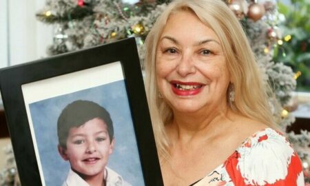 Povestea unui tânăr pierdut prin spitale. Ani de zile, mama lui l-a crezut mort, dar miracolul s-a petrecut de Crăciun