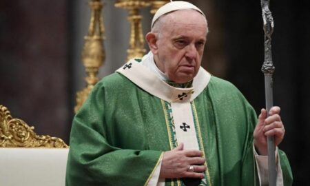 Papa Francisc îl pune la zid pe Vladimir Putin. Suveranul Pontif a adus în discuție „operaţiunea Reinhardt”: „Istoria se repetă”