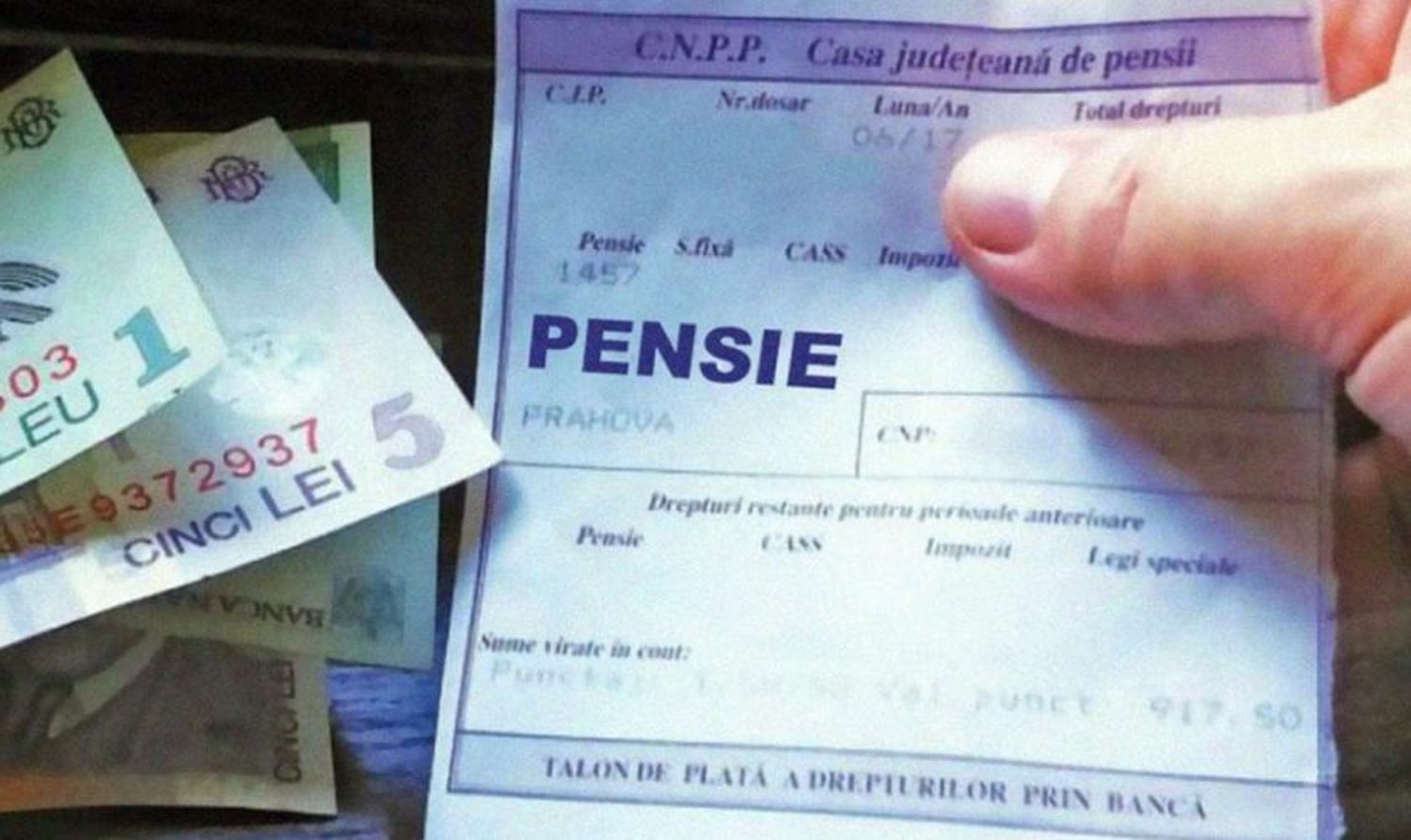 pensie anticipată minim 15 ani