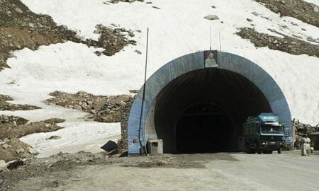 Explozie și carnagiu într-un tunel. 87 de persoane, printre care și copii, au fost ucise
