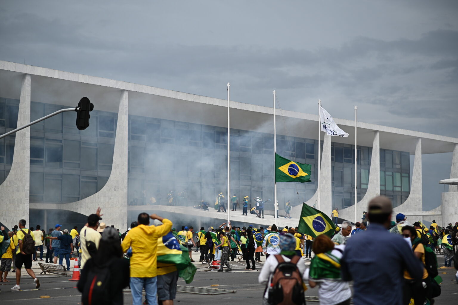 Liderii mondiali, despre gravele evenimente care au avut loc duminică în Brazilia