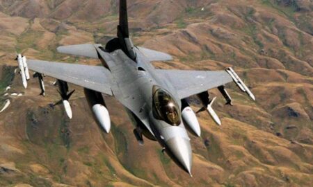 SUA aprobă trimiterea în Ucraina a unor avioane F-16 din Danemarca și Olanda