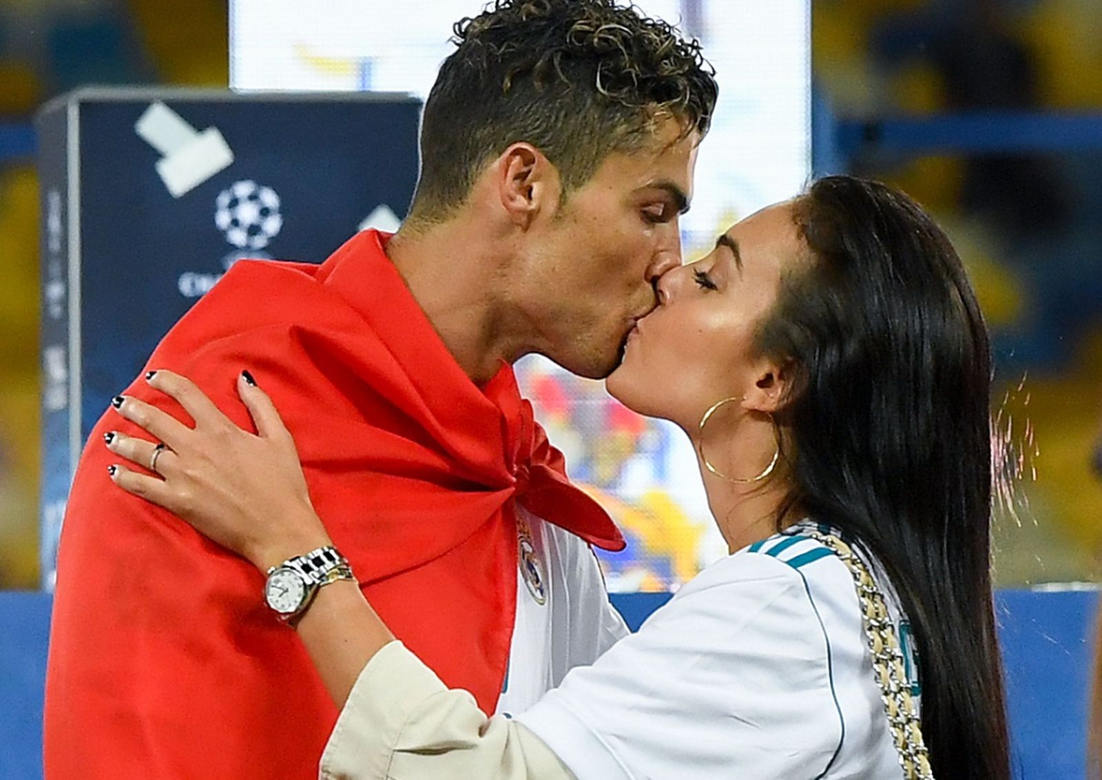 Presa din Spania l-a dat de gol pe Ronaldo. Nu mai formează un cuplu cu Georgina. De ce se feresc cei doi să spună adevărul