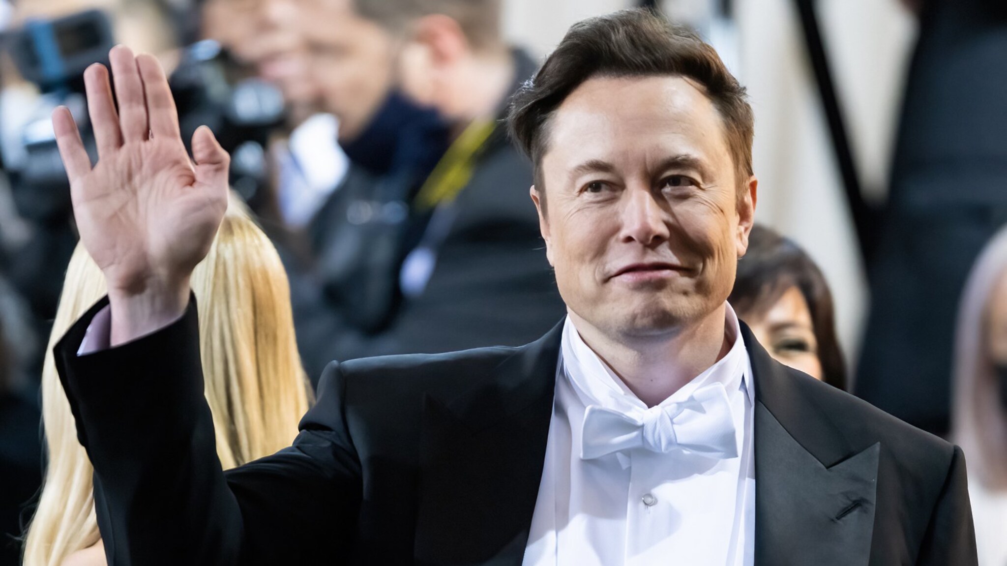 Elon Musk a spus că nu a fost la Davos pentru că este „plictisitor ca dracu”. Organizatorii au avut o replică