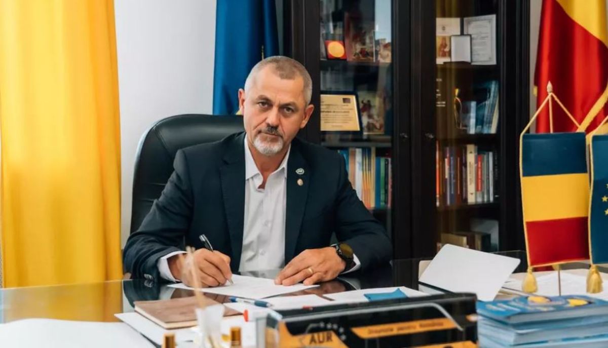 George Simion așteaptă să afle de la doctor dacă va fi tată. A anunțat și că deputatul Dumitru Focşa a fost exclus din AUR