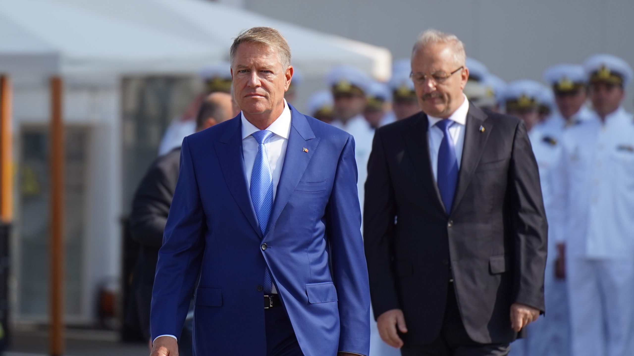 Vasile Dîncu nu-l uită şi nu-l iartă pe Klaus Iohannis: „Zeus” a decis creşterea pensiilor cu 15%