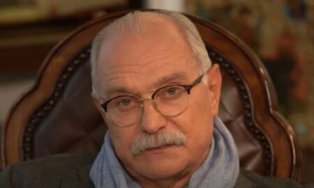 Regizorul Nikita Mihalkov, susținător al lui Vladimir Putin, la un pas de moarte. Ce spun medicii