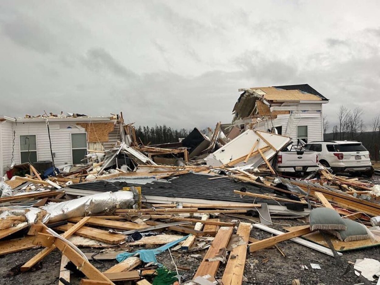 Imagini de coșmar. Cel puțin șapte morți în urma unei tornade care a traversat Alabama și Georgia