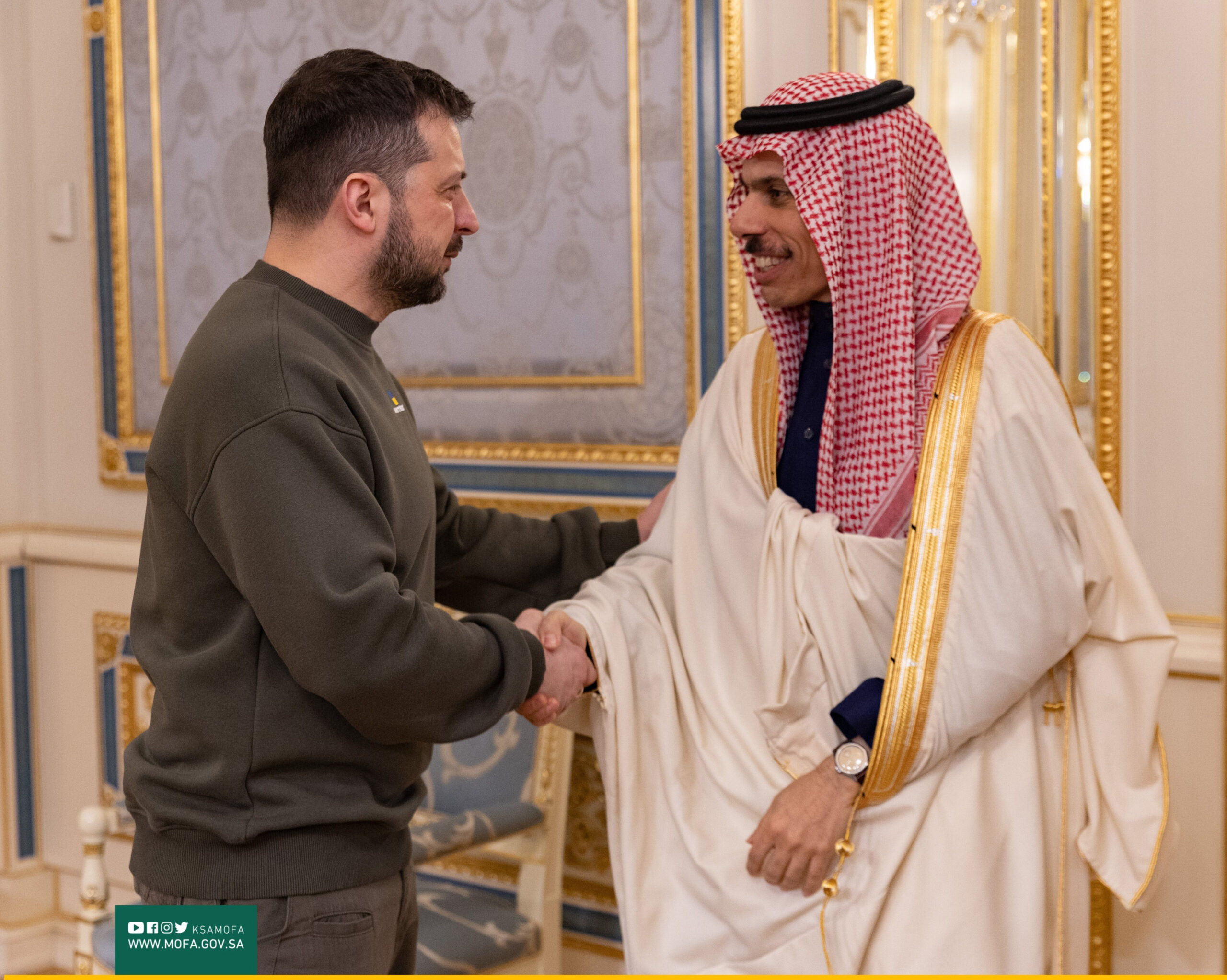 Volodimir Zelenski si Prince Faisal bin Farhan, sursă foto CNN