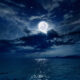 luna plina sursa dreamstime