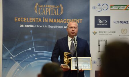 Ionuț Pucheanu, primarul municipiului Galați, pe scena Galei Capital „Excelență în Management”, Sursa foto Christian Blancko