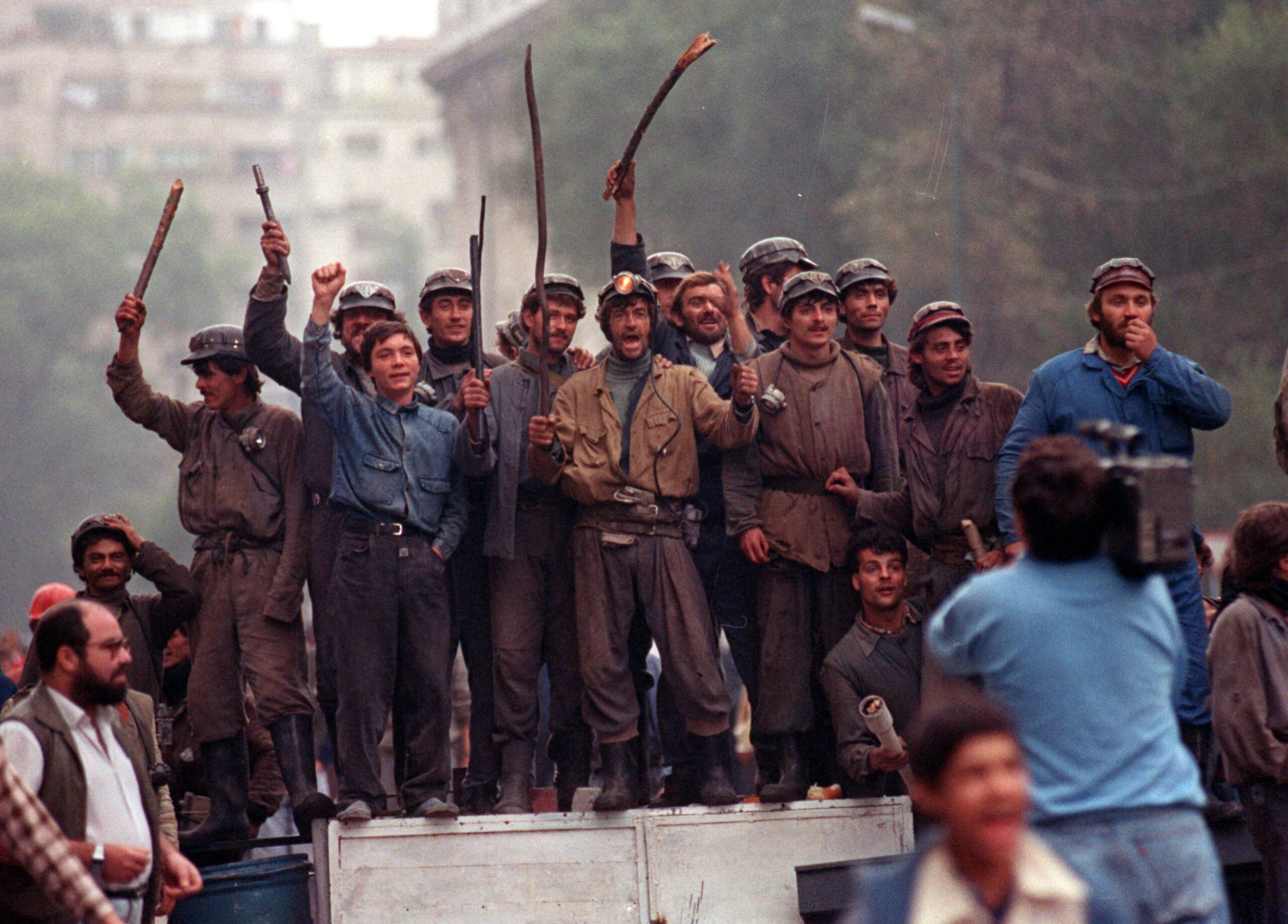 Mineriada, sursa foto Mediafax