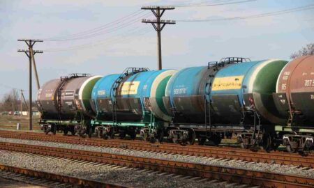 tren petrol; sursă foto: stiripescurt.ro