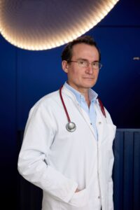 Dr. Adrian Stanescu, sursa foto clinica oxxygene