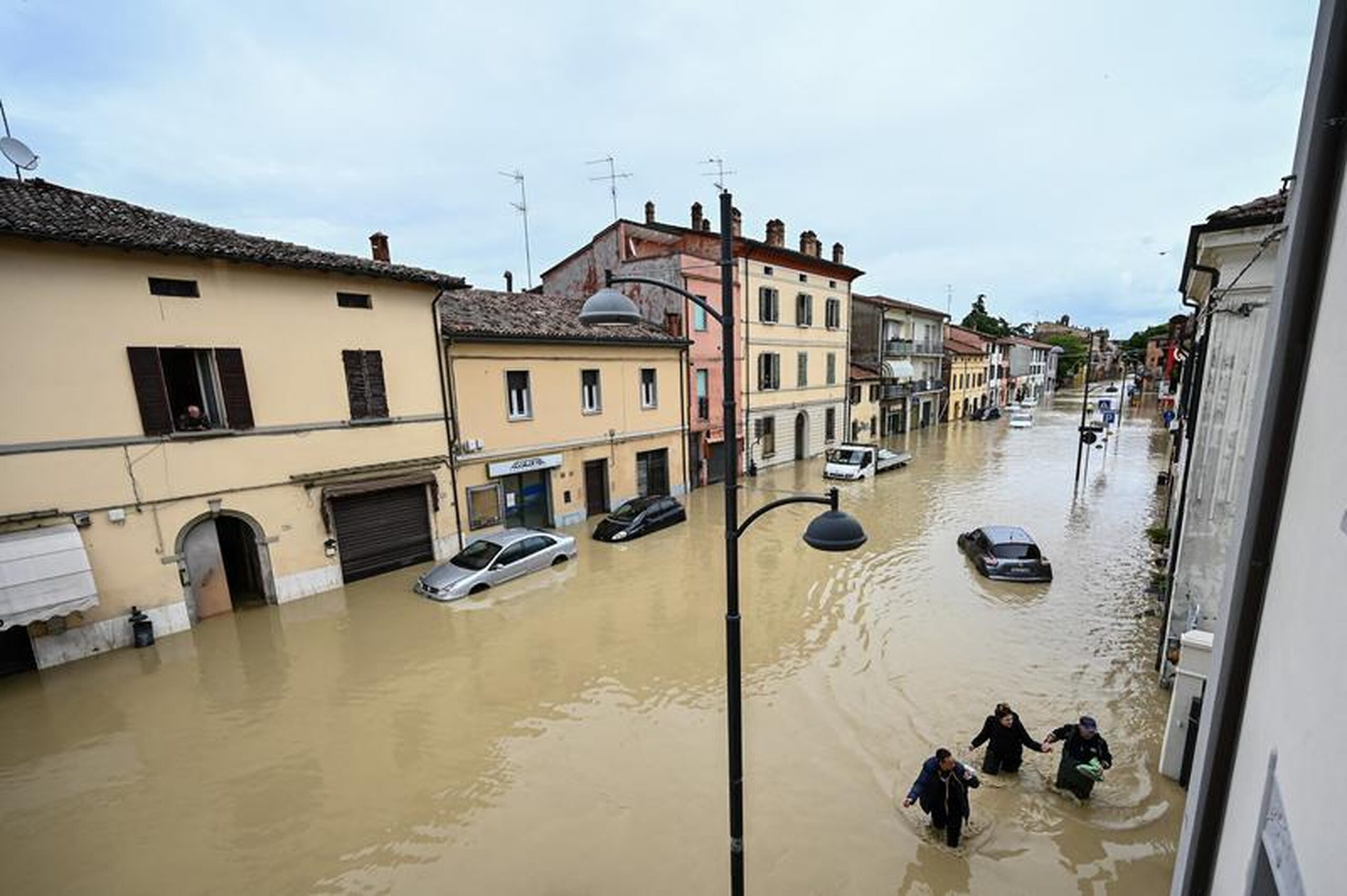 cod rosu inundatii Profimedia