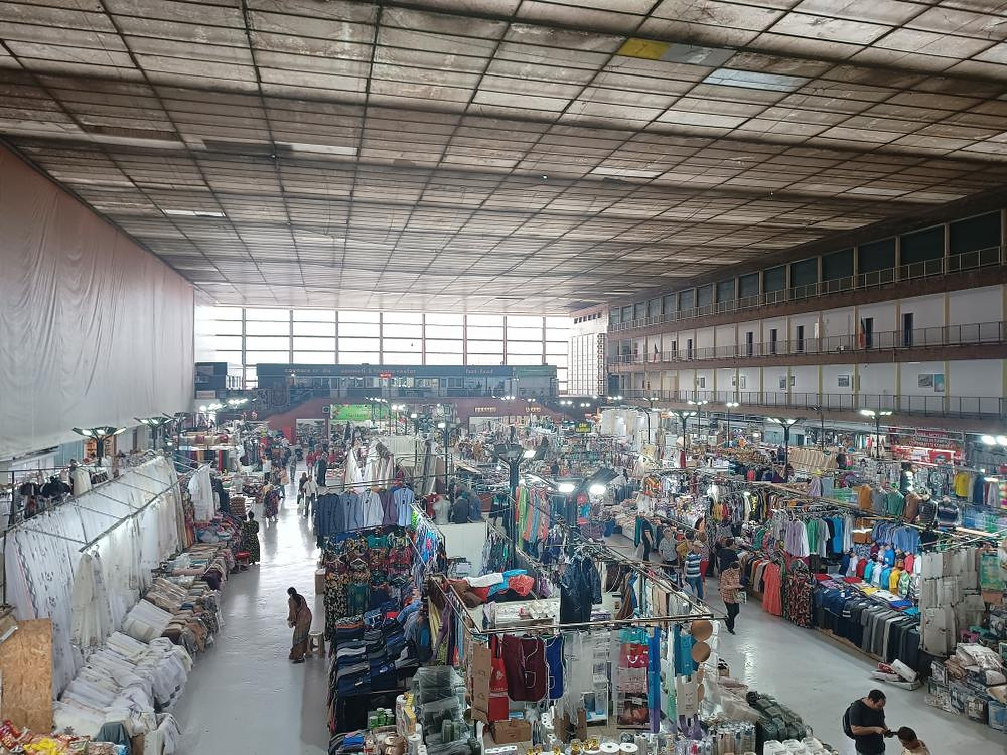 Cum se compară Oborul cu produsele pe care le găsești în supermarket? O trecere în revistă