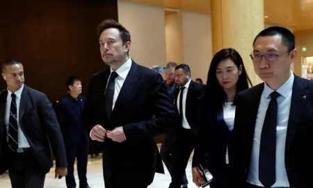Elon Musk vizită în China Sursă foto Al Jazeera