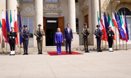 Georgia Meloni si Mateusz Morawiecki Sursa foto Agenzia Nova