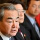 Wang Yi, ministrul de externe al Chinei (sursă foto: The Guardian)