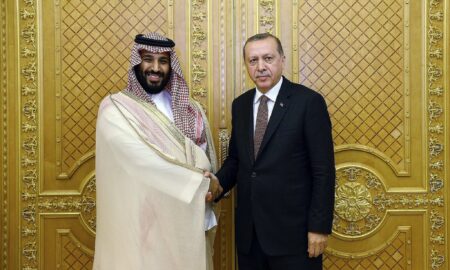 Arabia Saudită cumpără drone turcești în timpul vizitei lui Erdogan