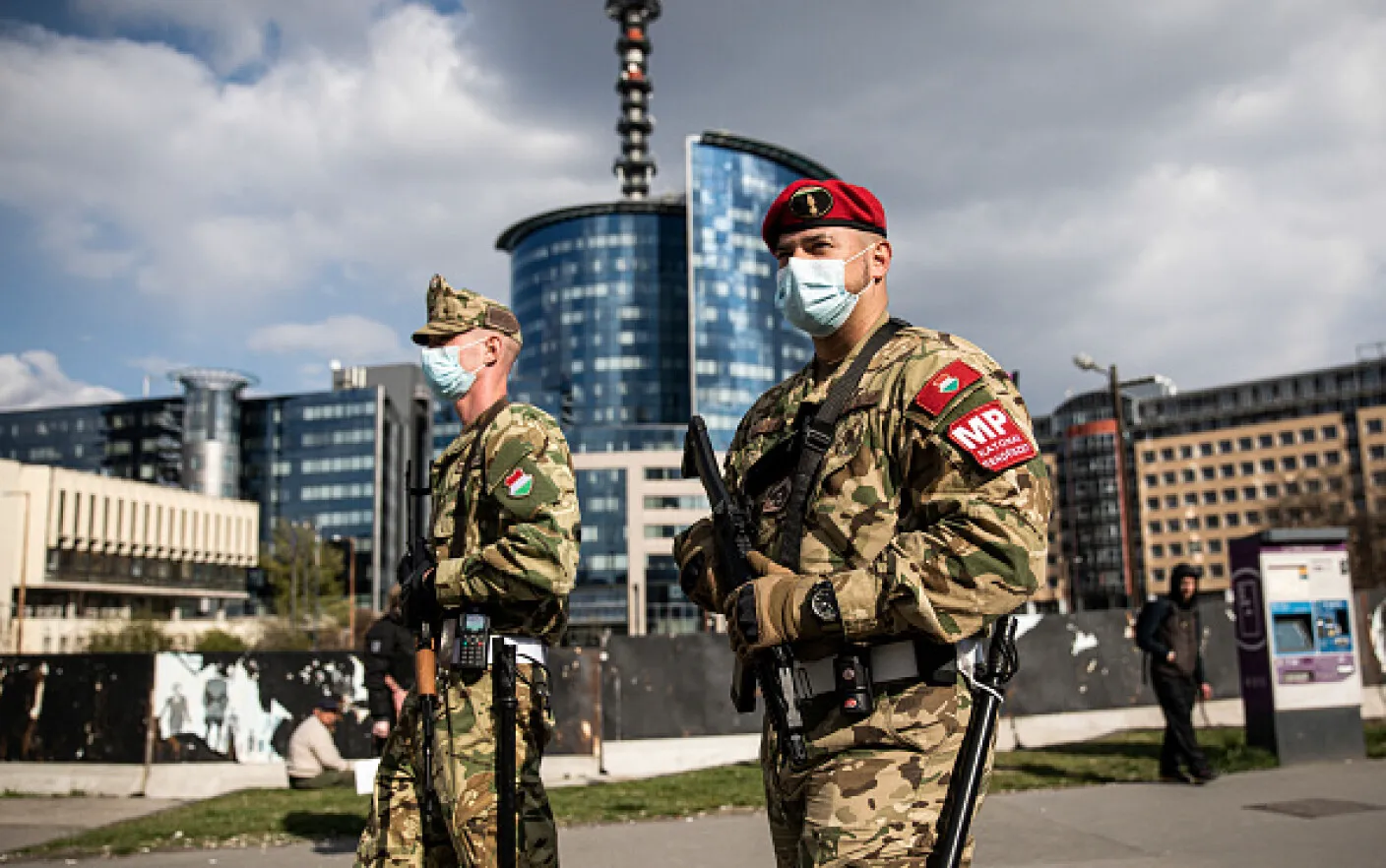 armata ungaria Sursă foto Infofinanciar