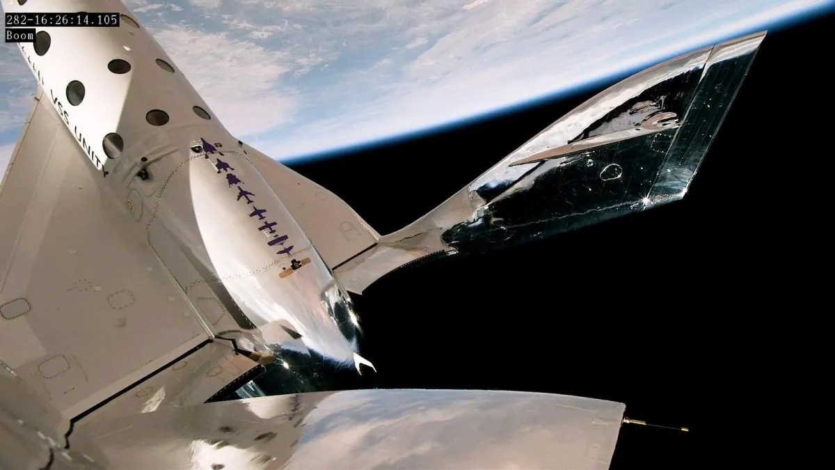 Premieră mondială: Virgin Galactic deschide poarta turismului spațial