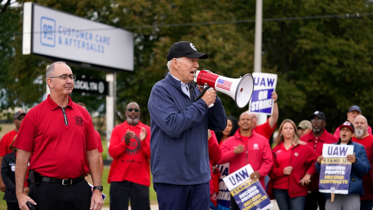 Joe Biden, moment istoric. Primul președinte SUA care se alătură unui protest