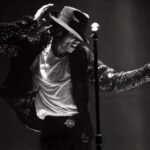 Pălăria purtată de Michael Jackson, vândută la o licitație. Cât costă obiectul de colecție