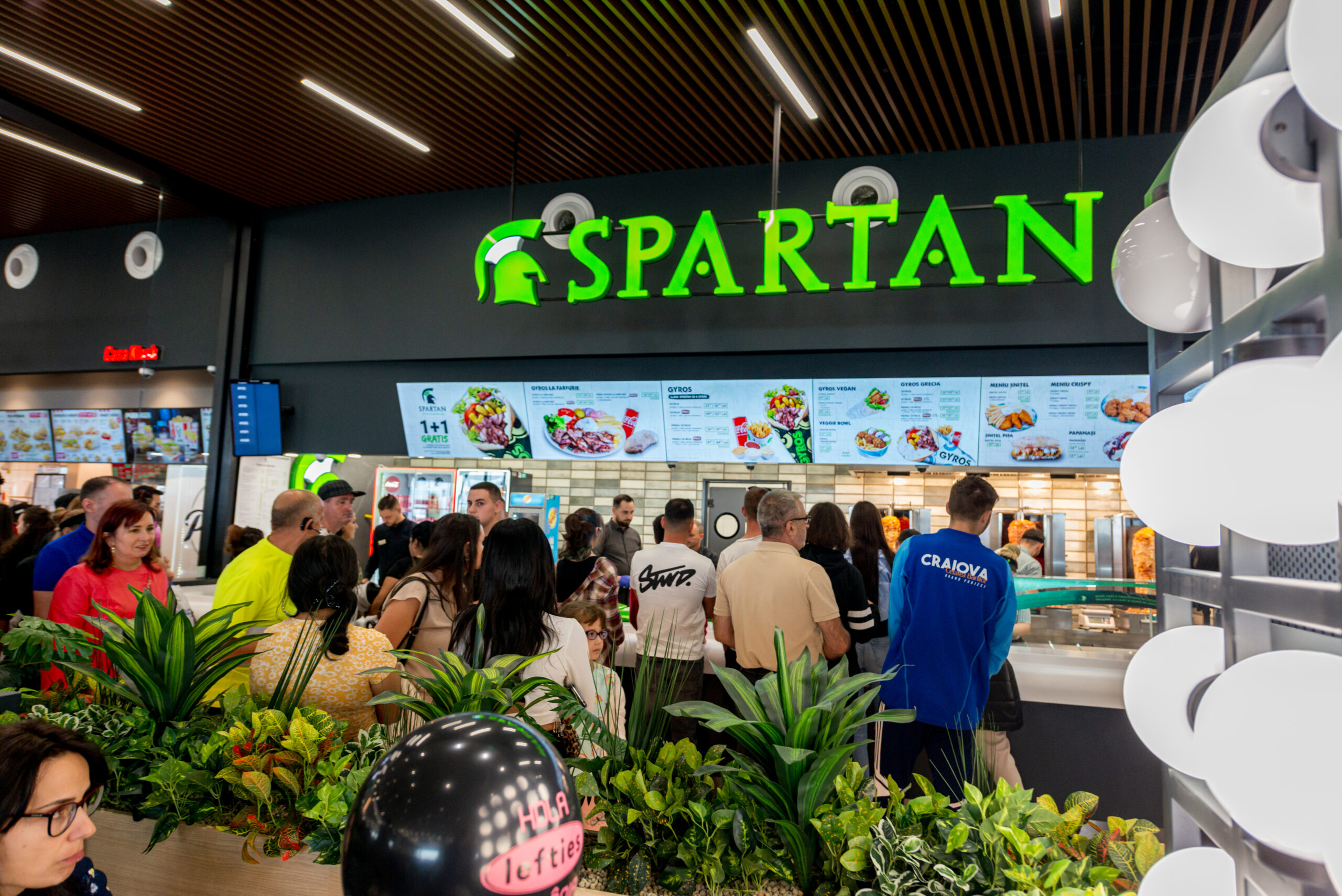 Spartan, franciză în continuă expansiune. Se deschide un nou restaurant în Craiova