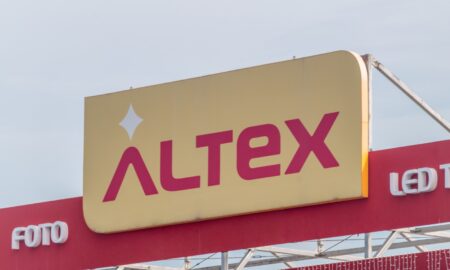 Altex, sursa foto: dreamstime.ro