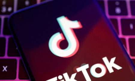 TikTok, platforma preferată a tinerilor. Cât câștigă un influencer