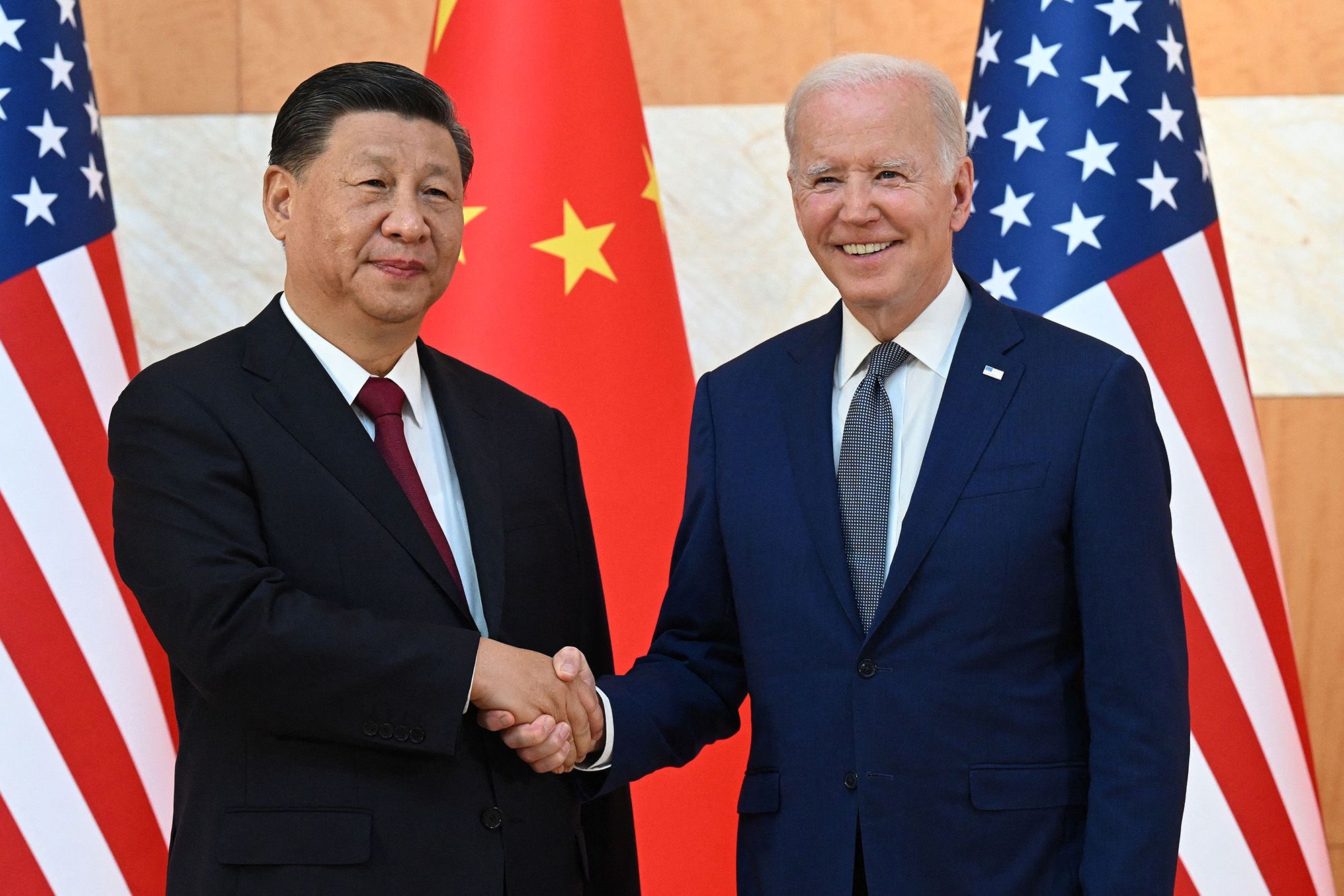 Întâlnirea lui Joe Biden cu Xi Jinping. Ce subiecte au fost dezbătute